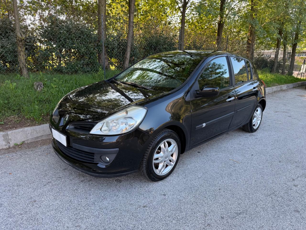 Renault Clio 1.2 16V 5p NEOPATENTATI
