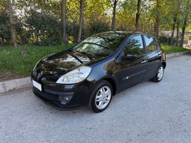 Renault Clio 1.2 16V 5p NEOPATENTATI