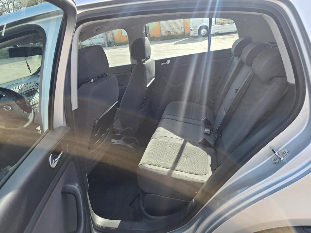 Volkswagen Golf Plus 1.6 16V FSI 5p. Sportline