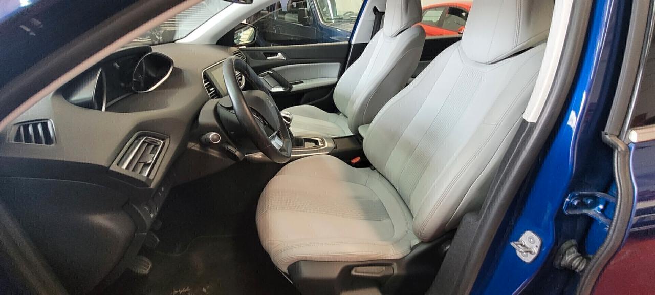 Peugeot 308 1.2 Turbo 130CV Allure solo 39.000 km