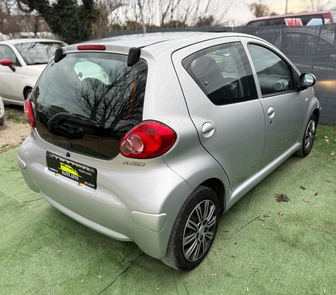 Toyota AYGO 1.0 BENZINA 5 PORTE UNICOPROPRIETARIO