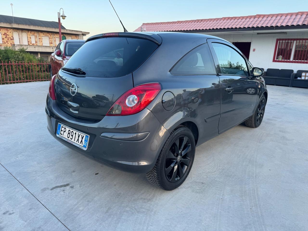Opel Corsa 1.2 3 porte Elective
