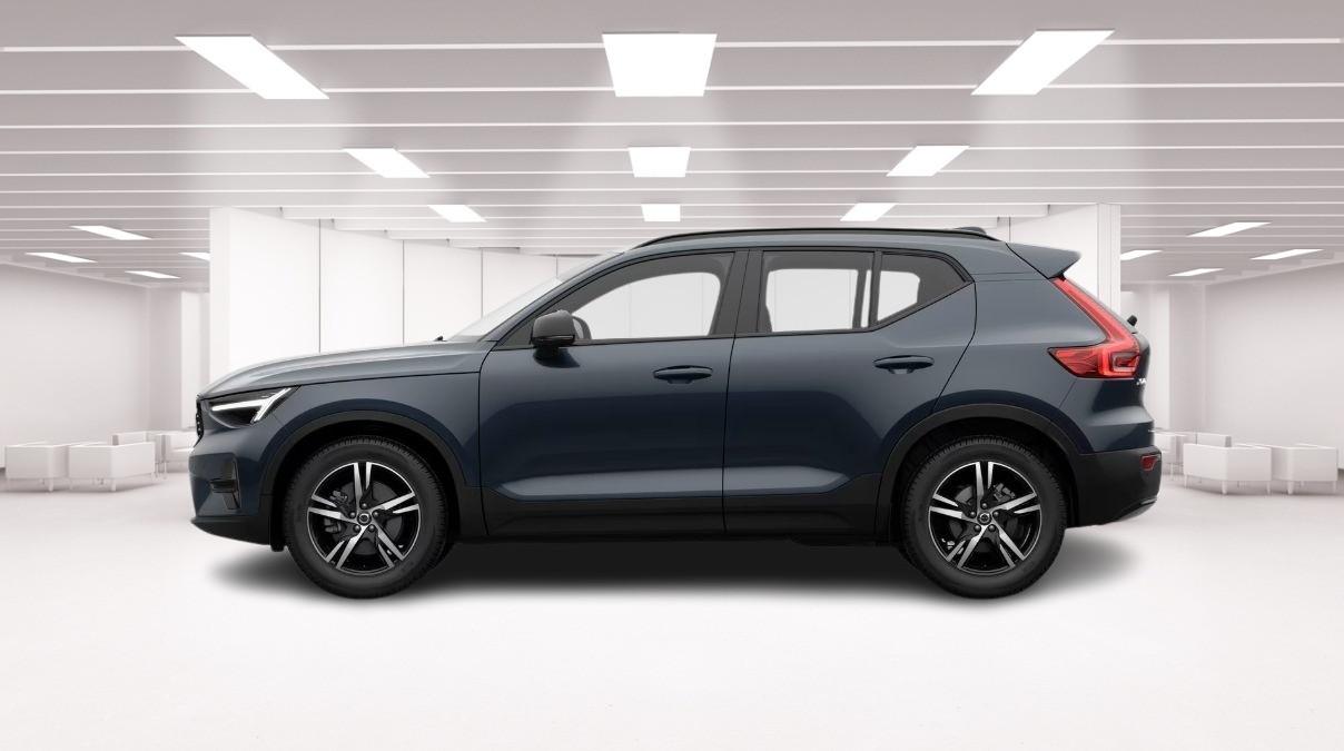 VOLVO Xc40 B3 Mild Hybrid Automatico Plus Dark