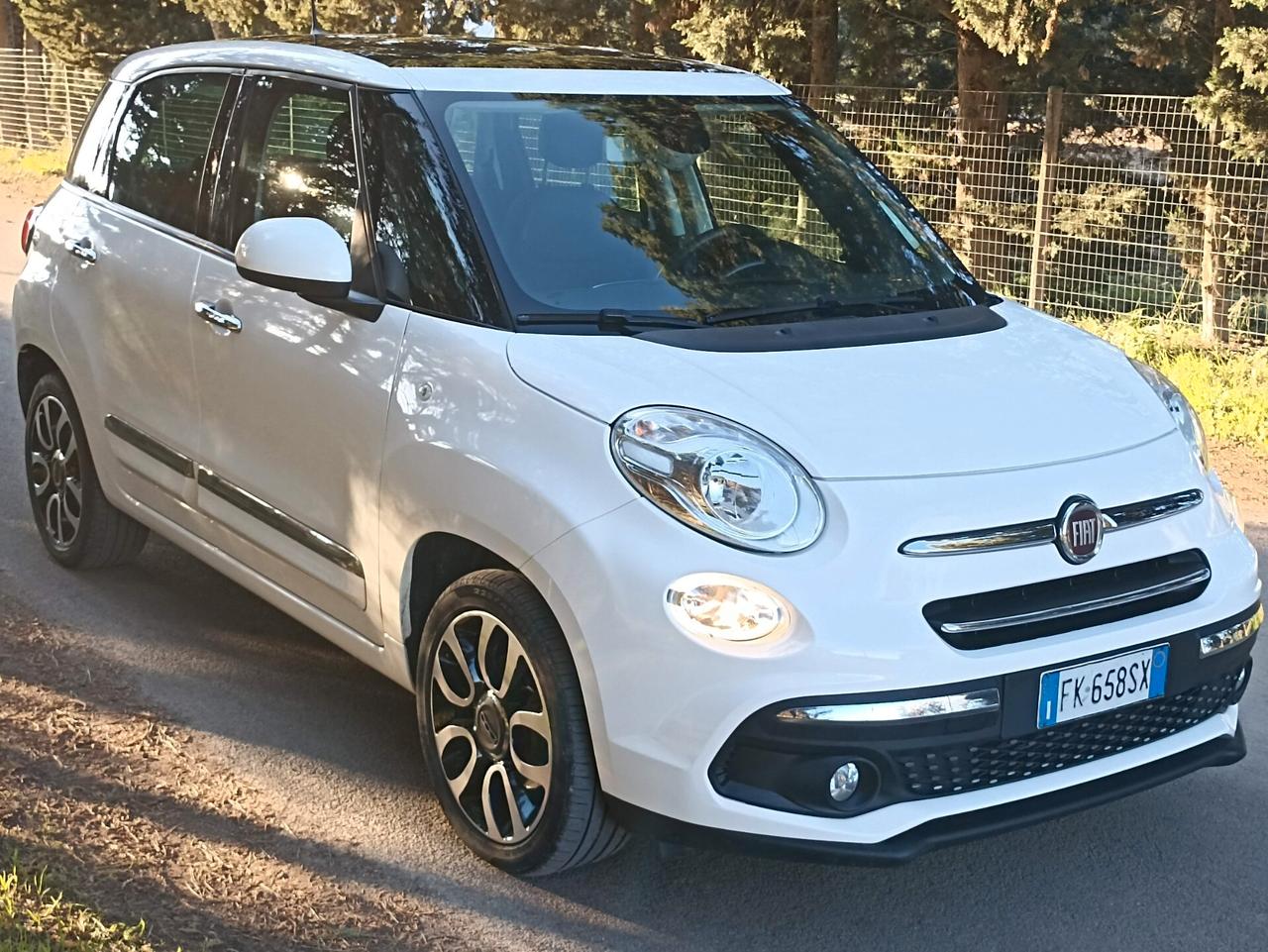 FIAT 500L 1.3 DIESEL 95cv VERA LOUNGE LED/ NAVI/TETTO/