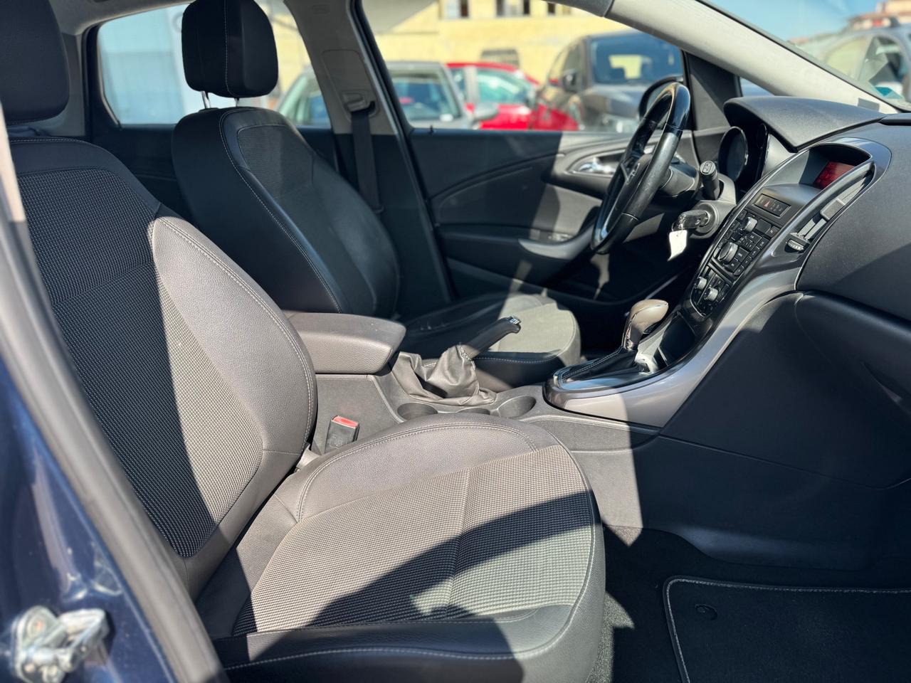 Opel Astra 1.6 turbo Cosmo S 180cv AUTOMATICA