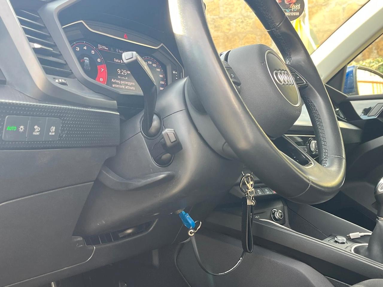 Audi A1 allstreet 35 TFSI Identity Contrast