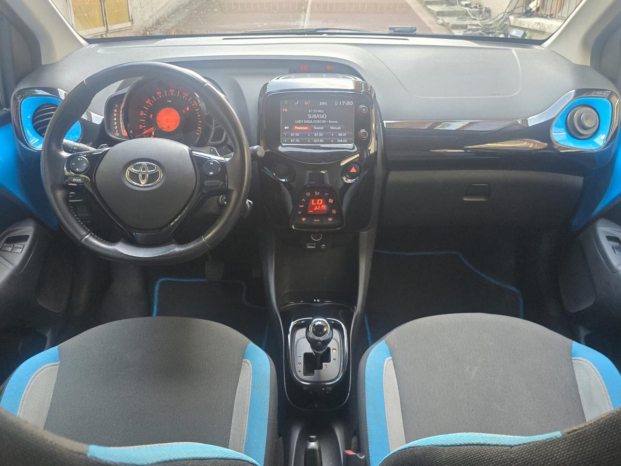 Toyota Aygo 1.0 VVT-i 69 CV 3 porte x-play MMT - FRIZIONE NUOVA...!!!!!