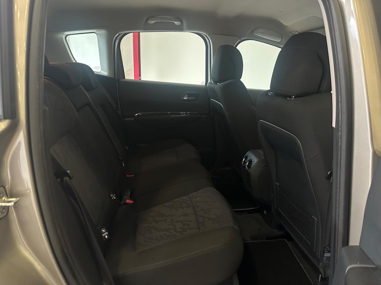 Peugeot 3008 1.6 HDi 110CV Premium