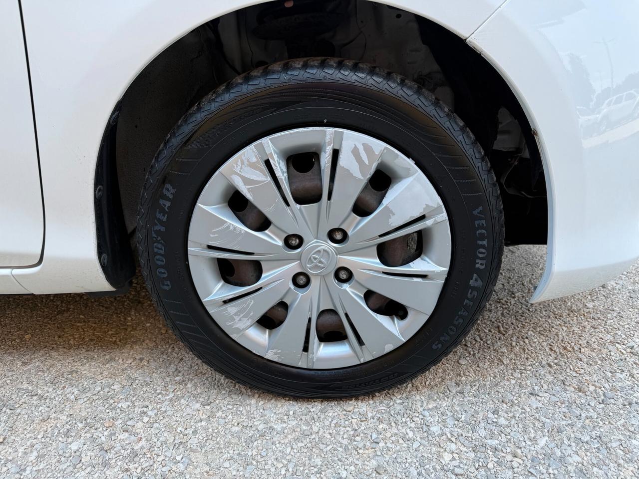 Toyota Yaris 1.0 5 porte Van IVA ESCLUSA