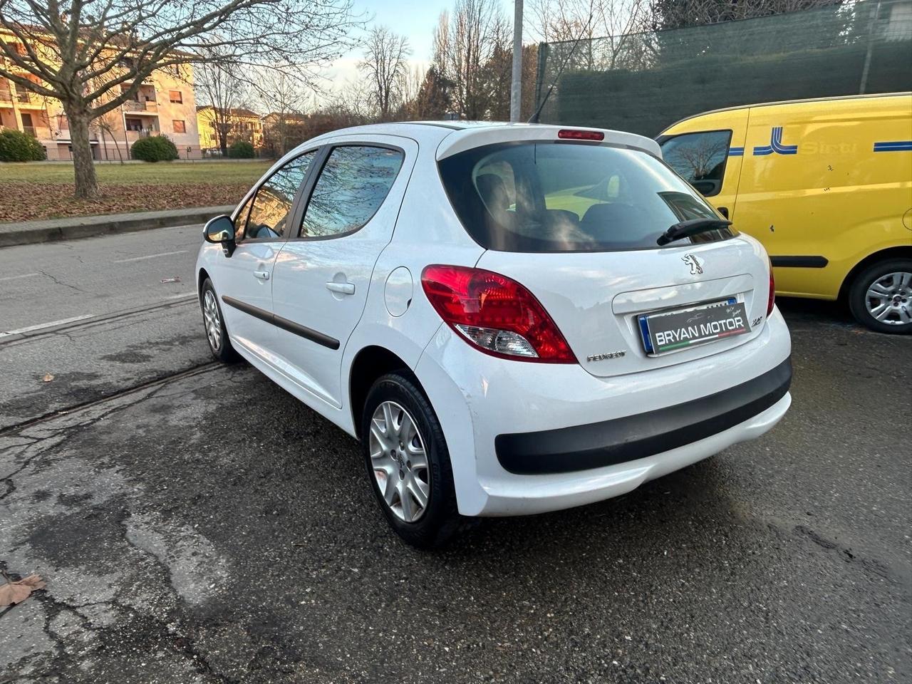 Peugeot 207 1.4 VTi 95CV 5p. Allure