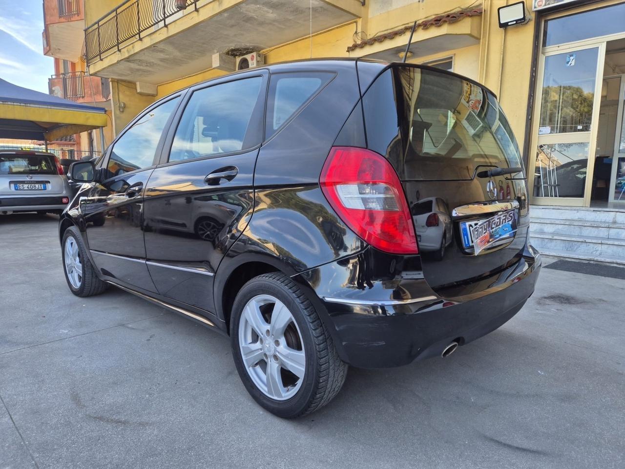 Mercedes-benz A 150 BlueEFFICIENCY Avantgarde