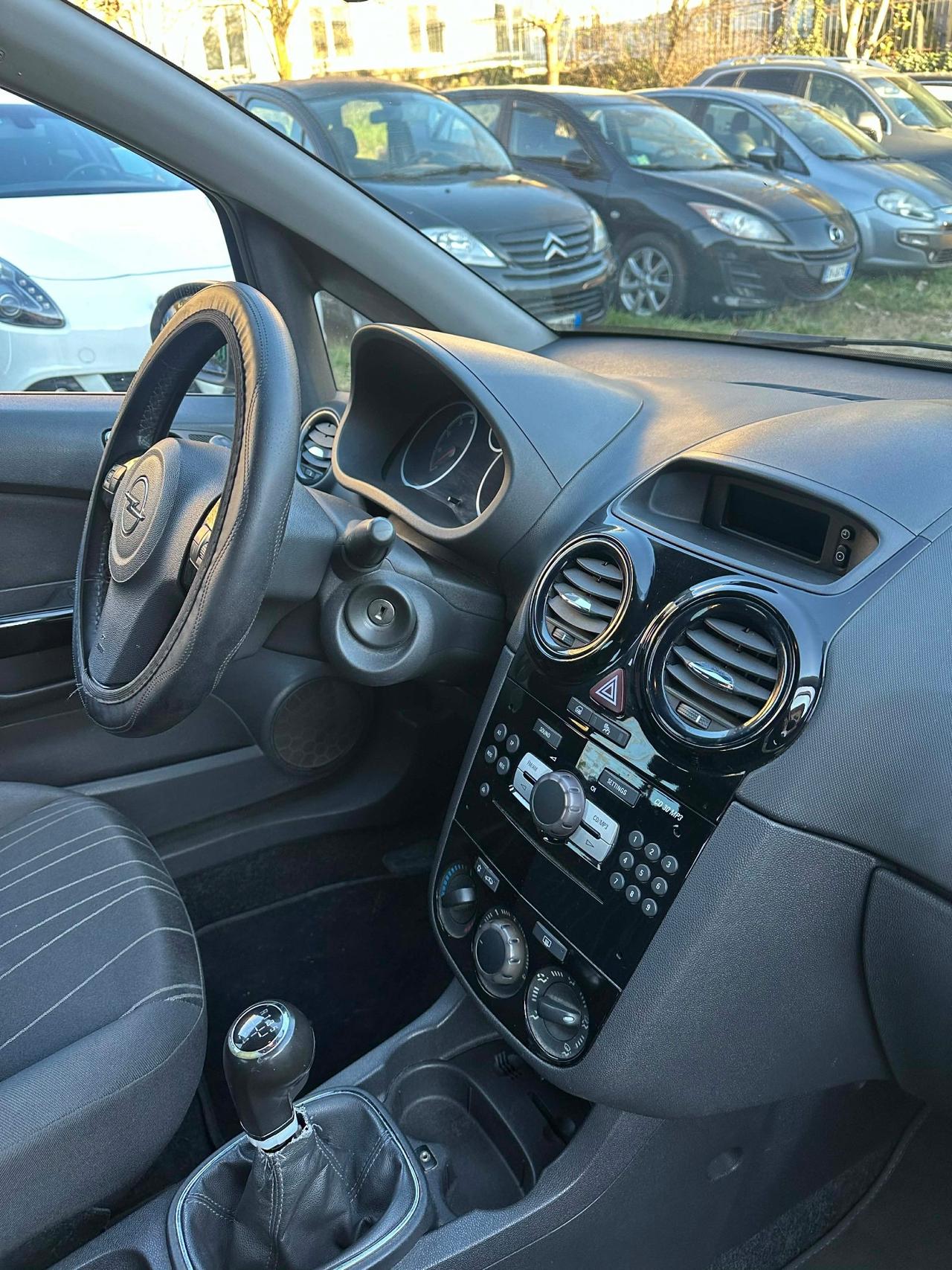 Opel CORSA 1.2 5P COSMO KMCERT NEOPAT UNICOPR