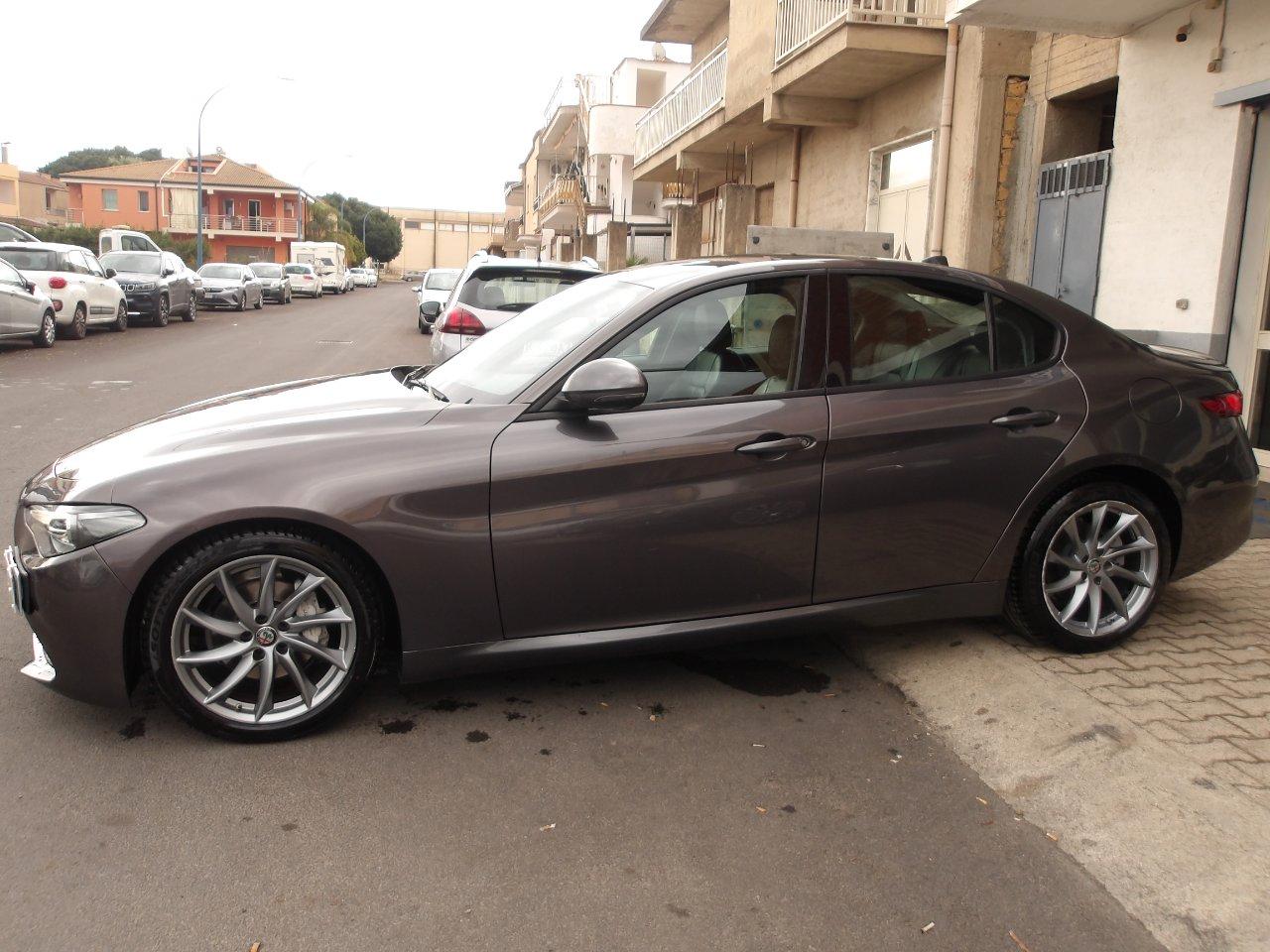 Alfa Romeo Giulia 2.2 t Super 150cv