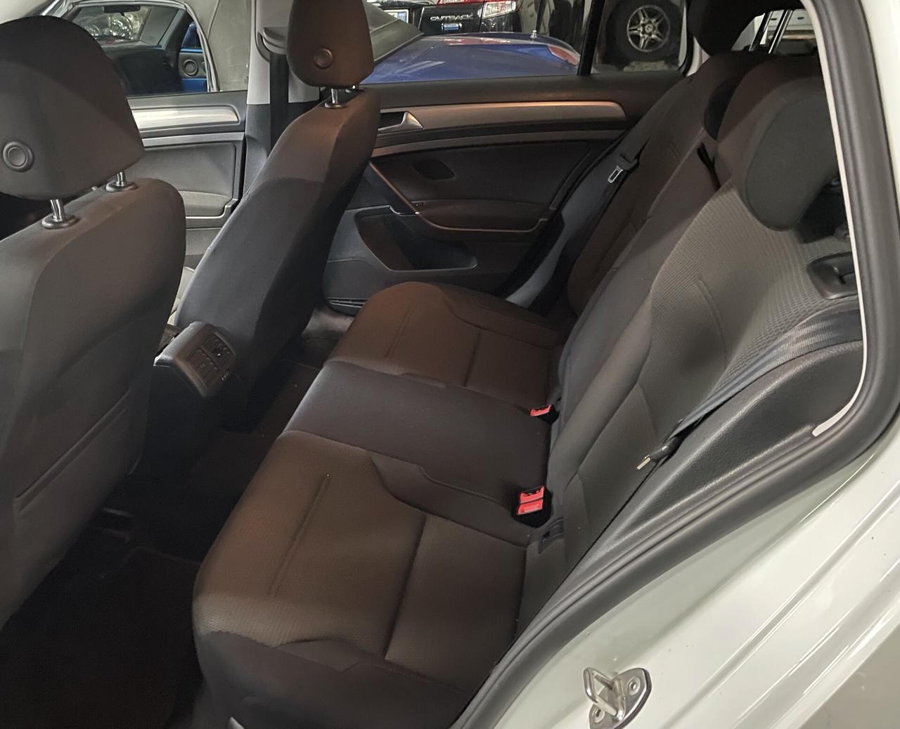 Volkswagen Golf Variant 1.6 TDI 105 CV Highline BlueMotion Technology