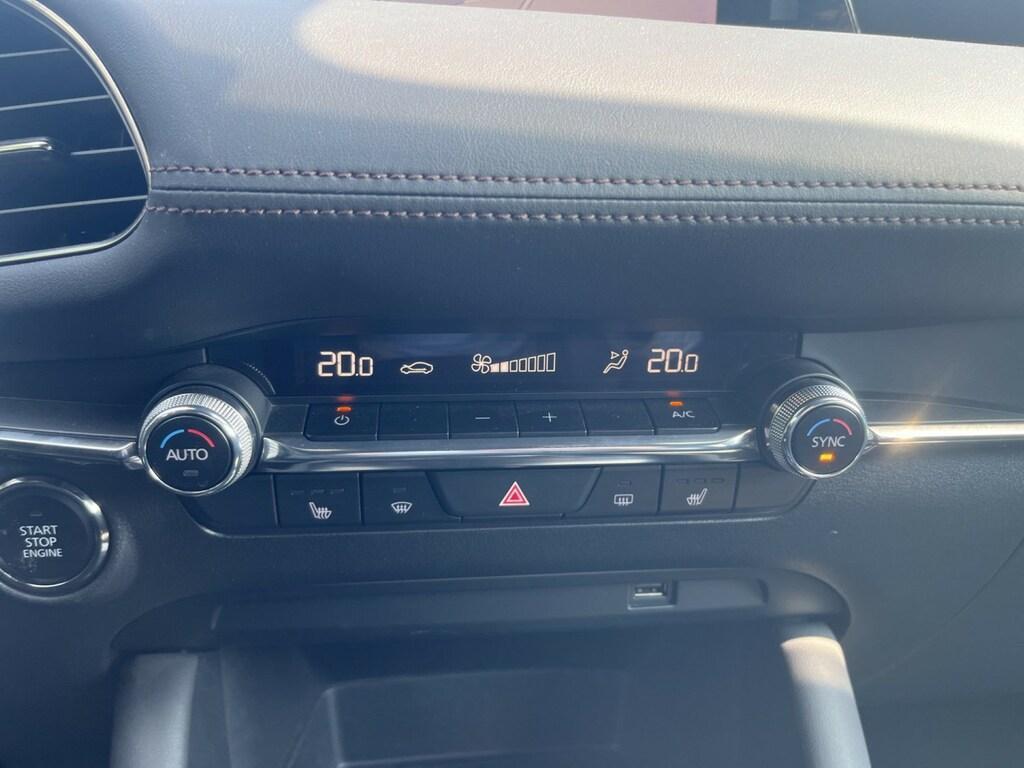 Mazda 3 5 Porte 2.0 Skyaticv-X M HYBRID Exceed 2WD 6AT