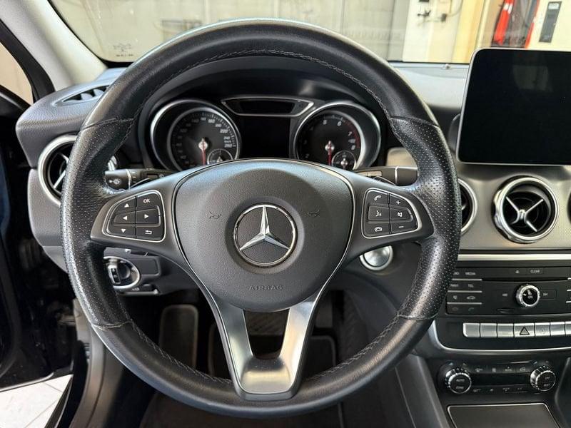 Mercedes-Benz GLA 180 Sport