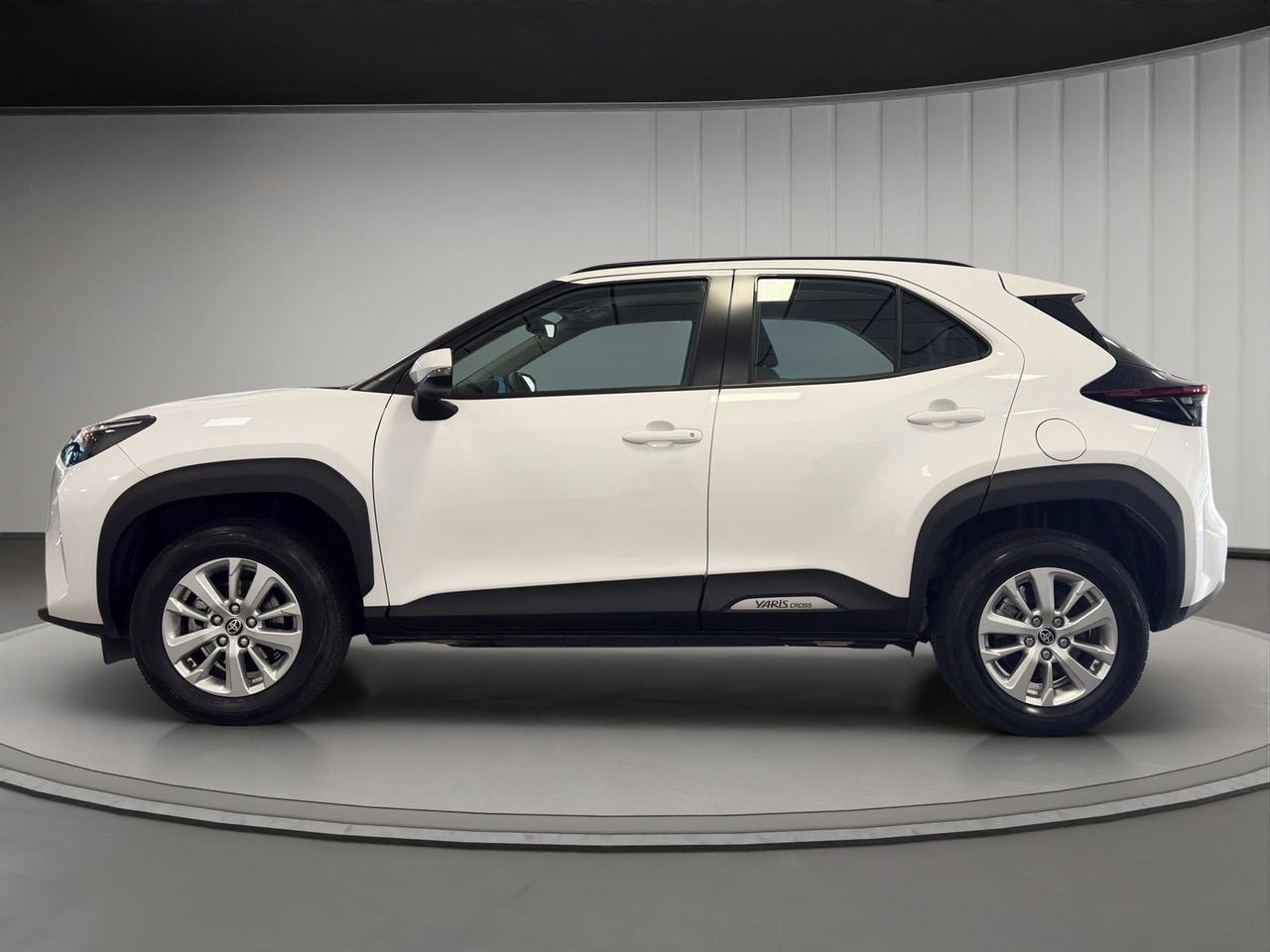 Toyota Yaris Cross 1.5h Active fwd 116cv e-cvt