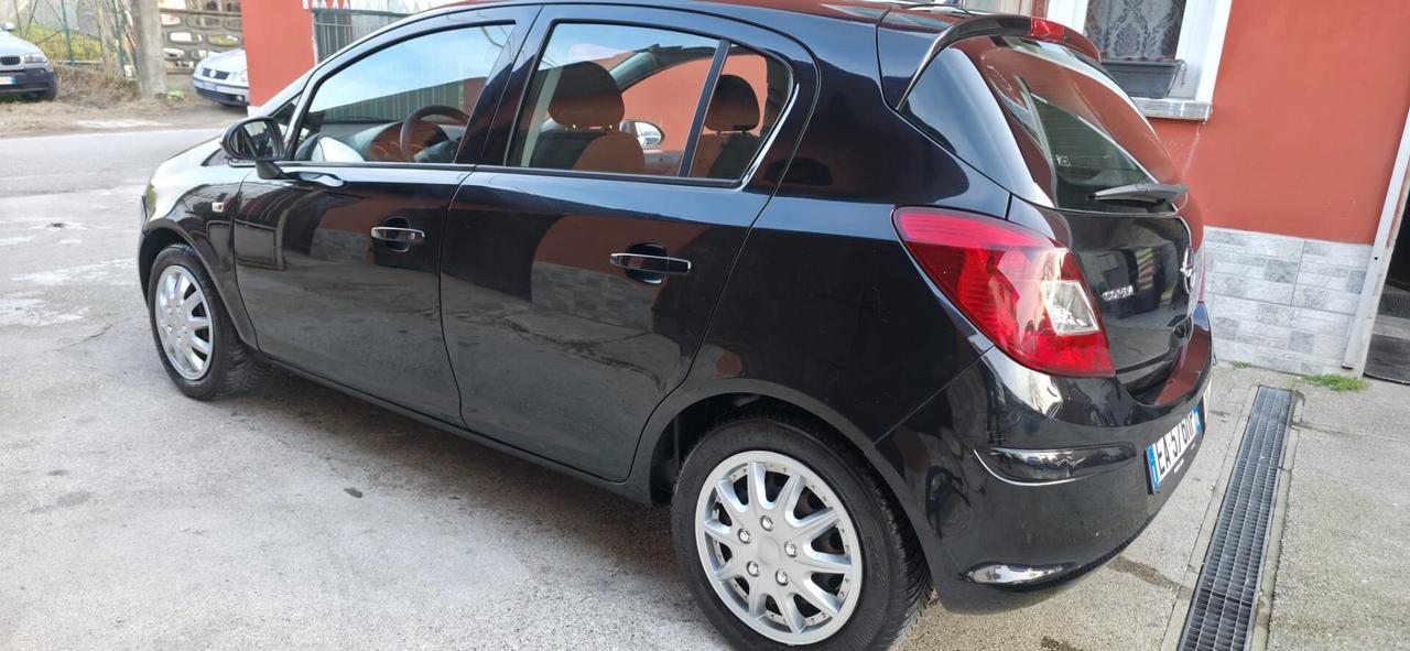 Opel Corsa 1.2 80CV 5 porte GPL-TECH Club neopatentati