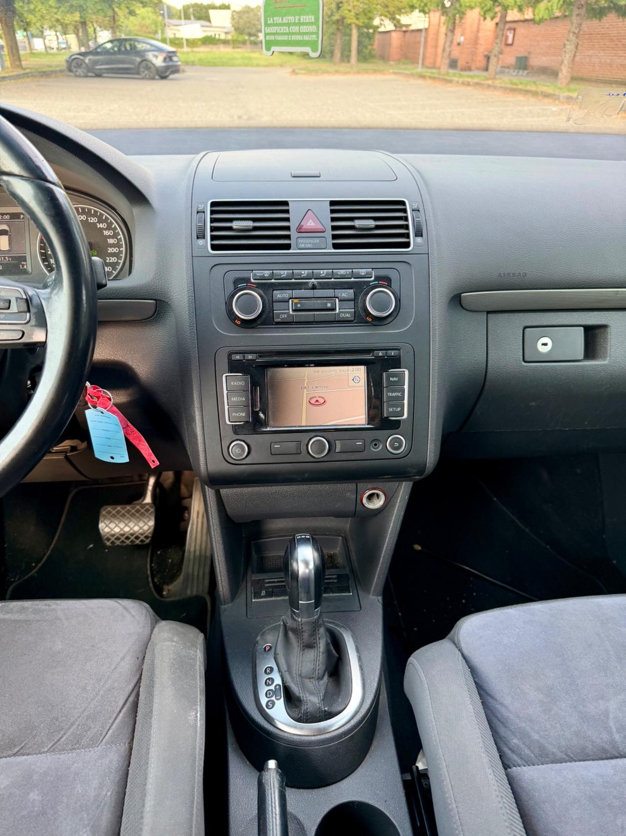 Volkswagen Touran 2.0 TDI 140 CV DSG Highline
