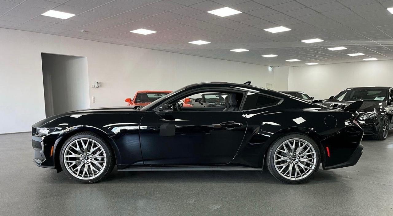 Ford Mustang 2.3 EcoBoost Coupe nuovo modello