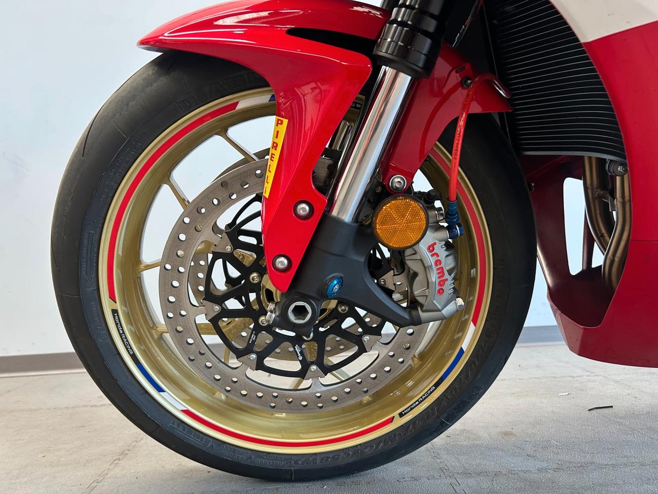 Honda CBR 600 RR racing