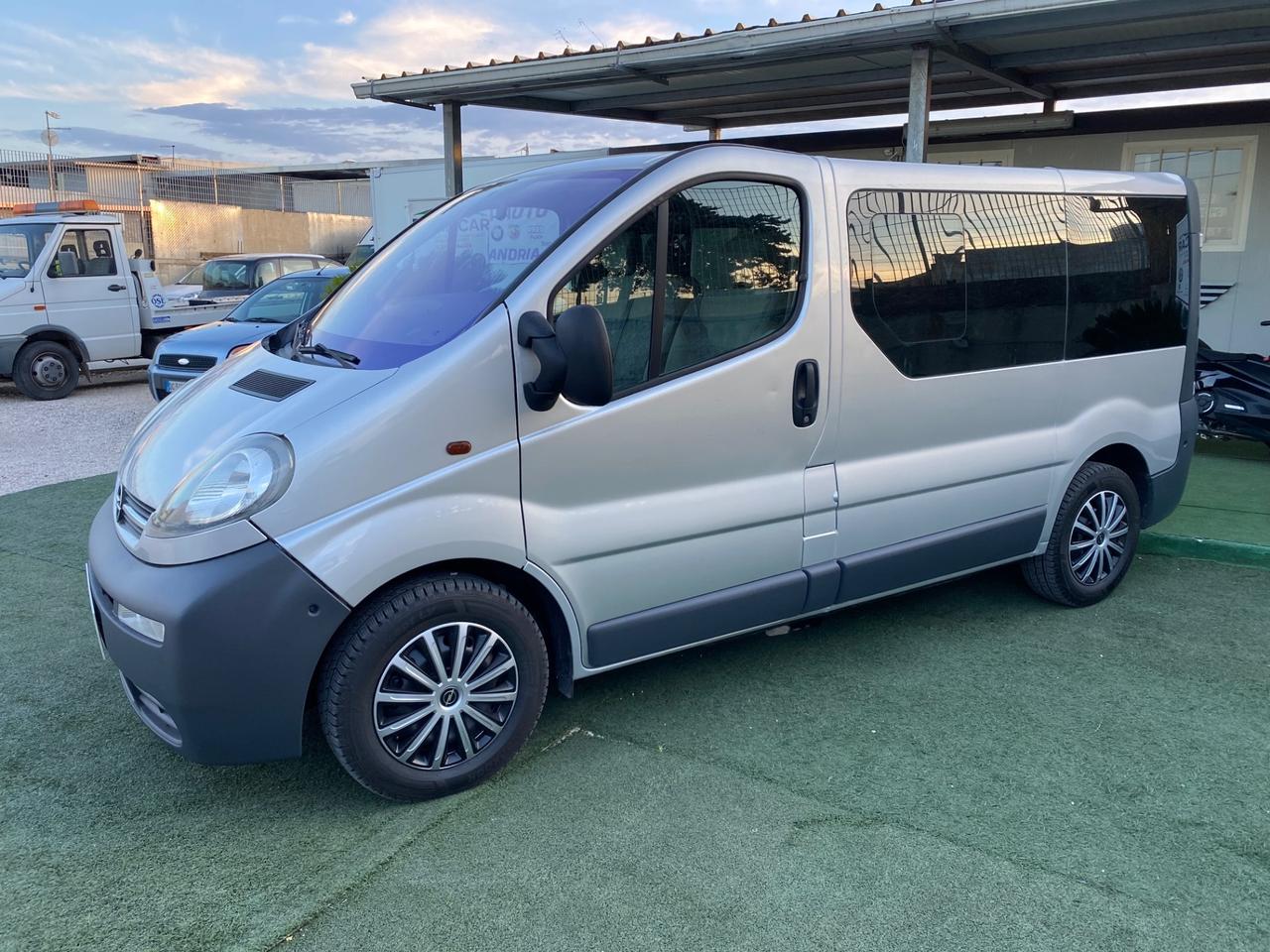 Opel Vivaro 1.9 Diesel Clima Veicolo 9 Posti