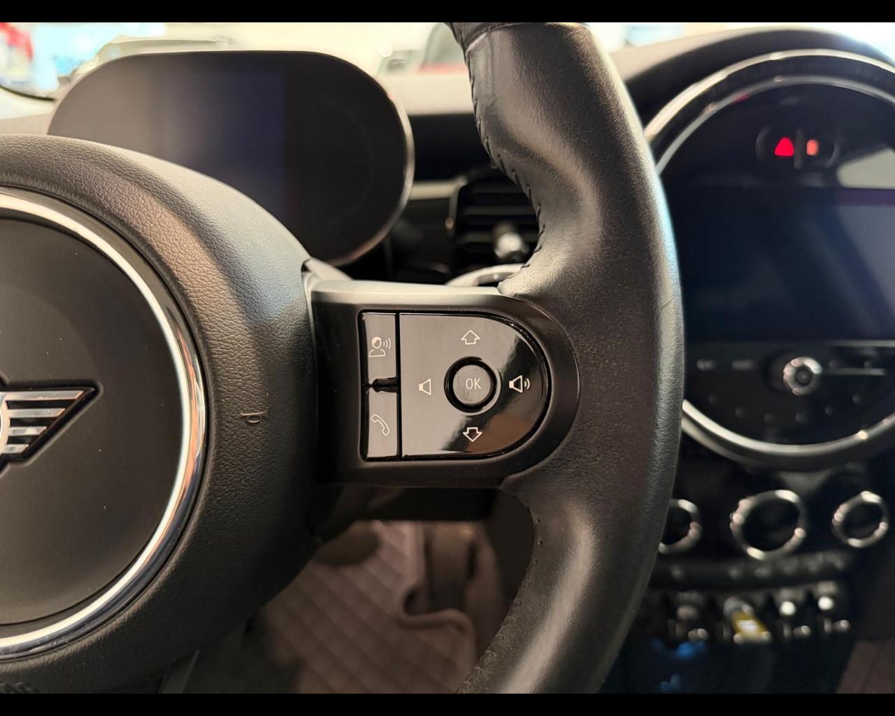MINI Mini Full El. (F56) - Mini Cooper SE Yours