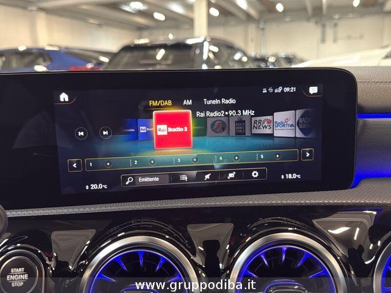 Mercedes-Benz Classe A - W177 2018 Diesel A 180 d Premium Night edition auto