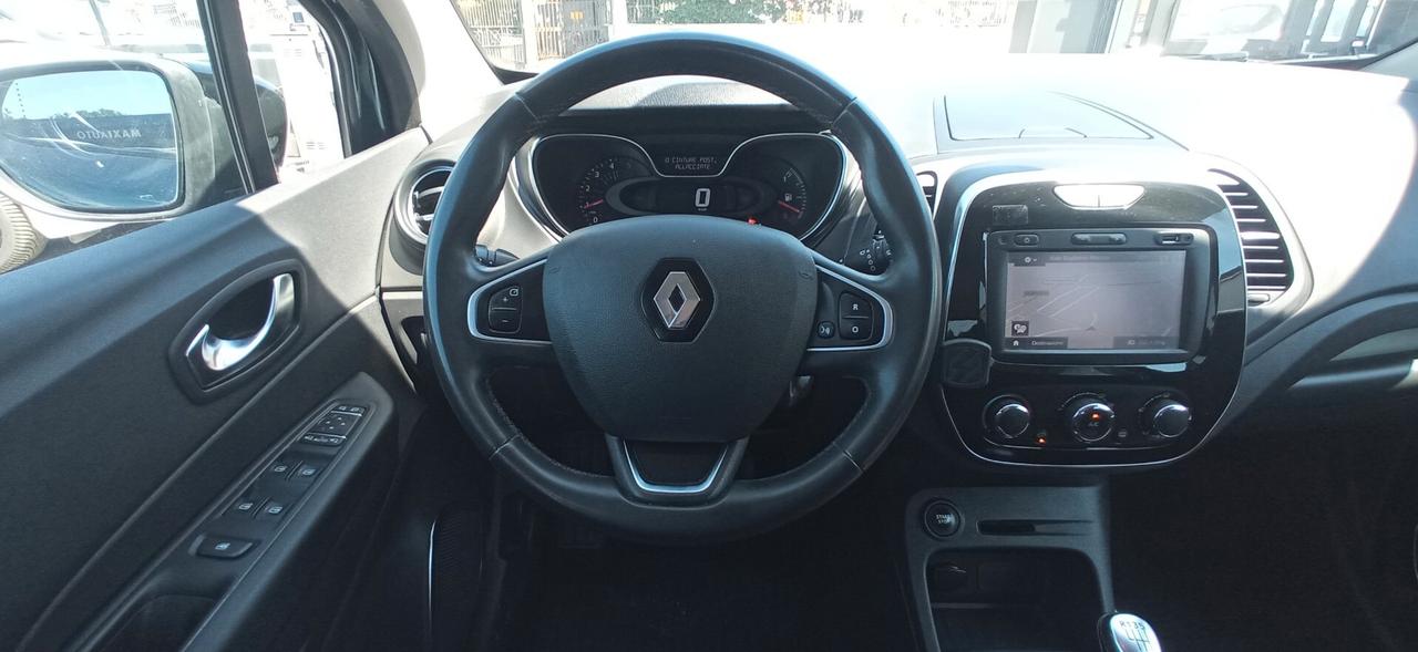 Renault Captur DCI EURO 6 1 PROPRIETARIO
