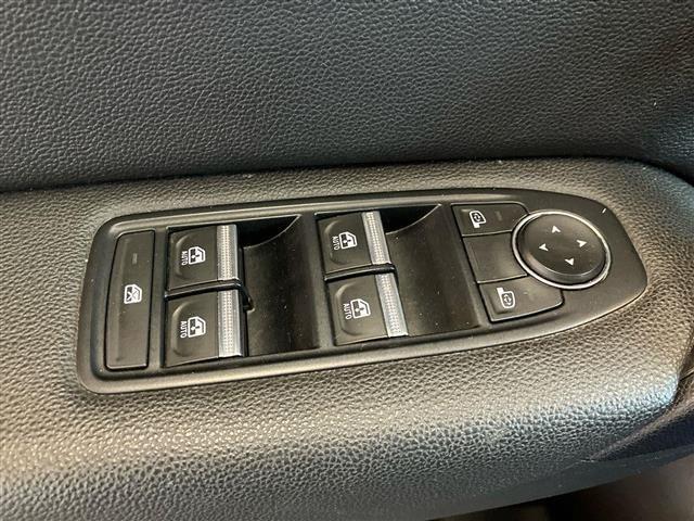RENAULT Captur 1.6 E-Tech hybrid Intens 145cv auto