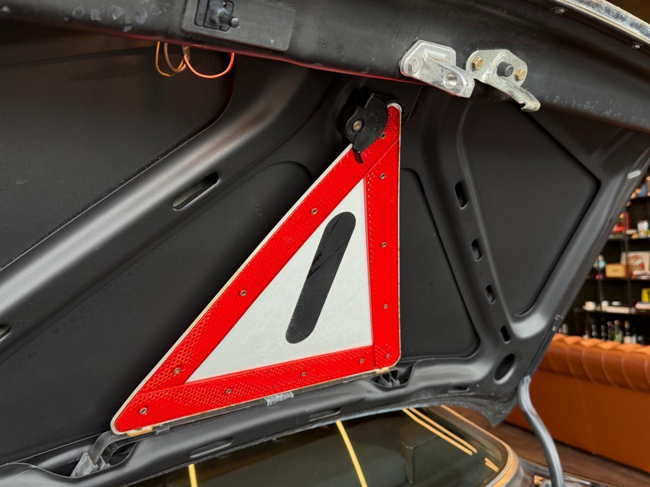 Mercedes-benz 560 MERCEDES SEC