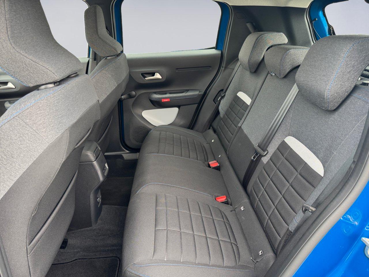 Citroen C3 1.2 hybrid Plus 110 cv edc s6
