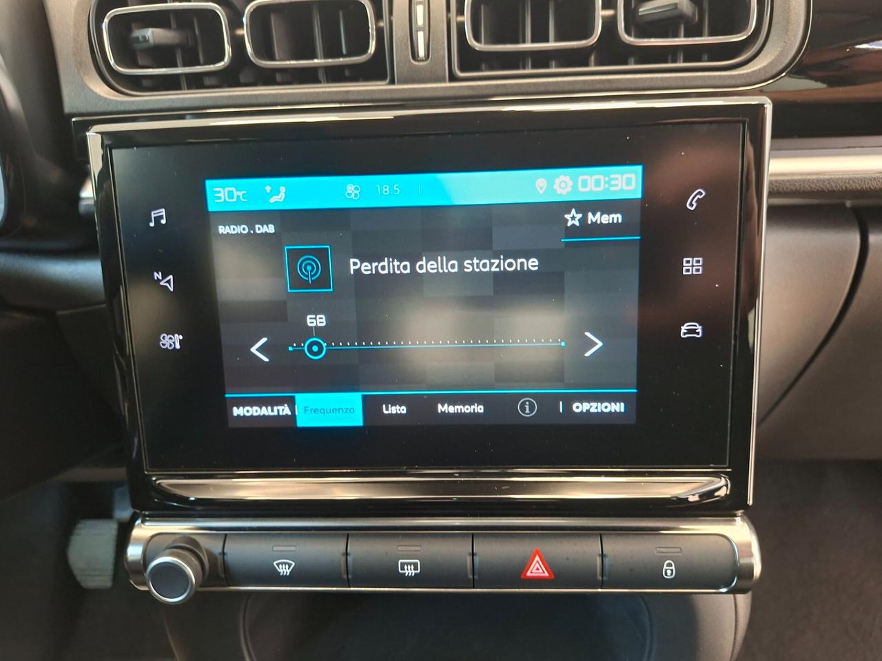 Citroen C3 PureTech 83 S&S Max con KM 15850 !!!