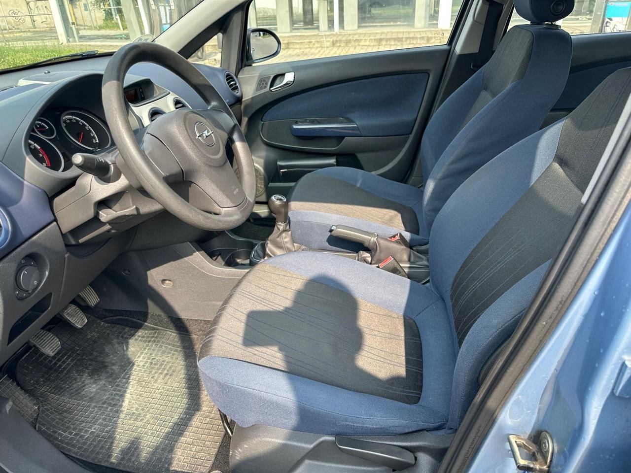 Opel Corsa 1.2 5 porte - adatto a neopatentati ok area B