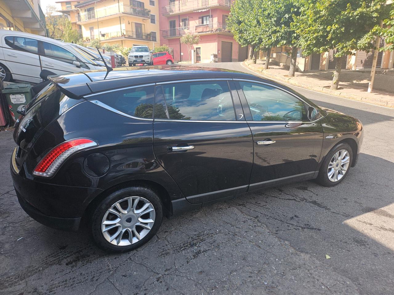Lancia Delta 1.6 MJT DPF Gold 2012