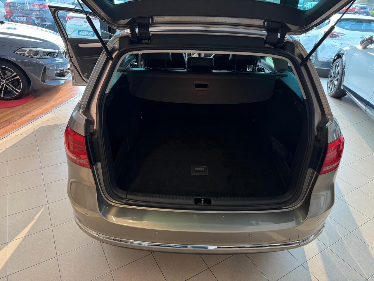 VOLKSWAGEN PASSAT VARIANT 2.0cc TDI 4motion 177cv dsg