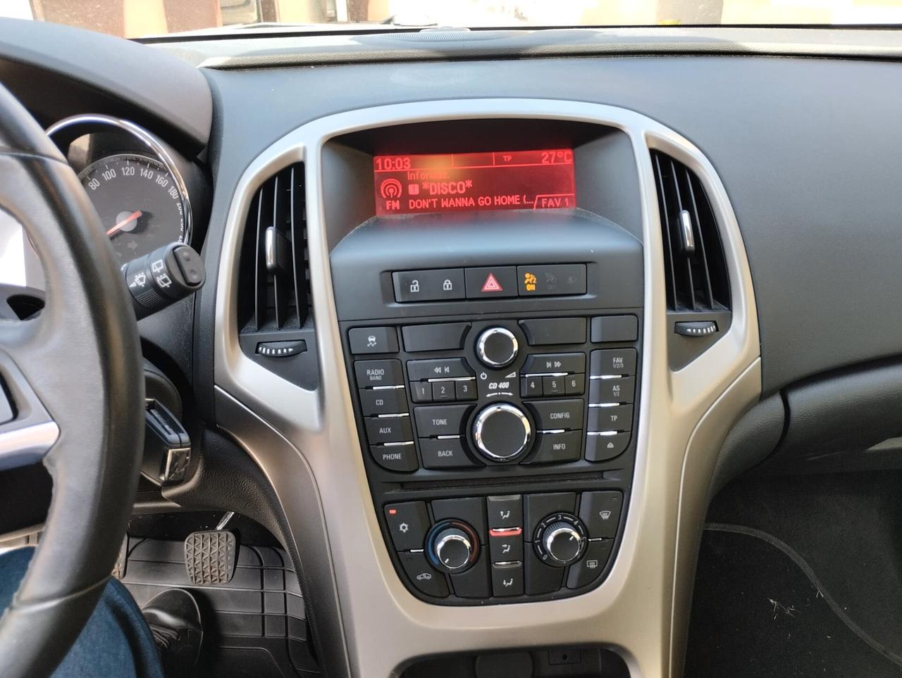 Opel Astra 1.4 100CV 5 porte Cosmo
