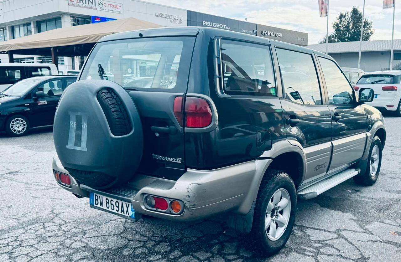 Nissan Terrano II 2.7 Tdi 5 porte Sport Safari