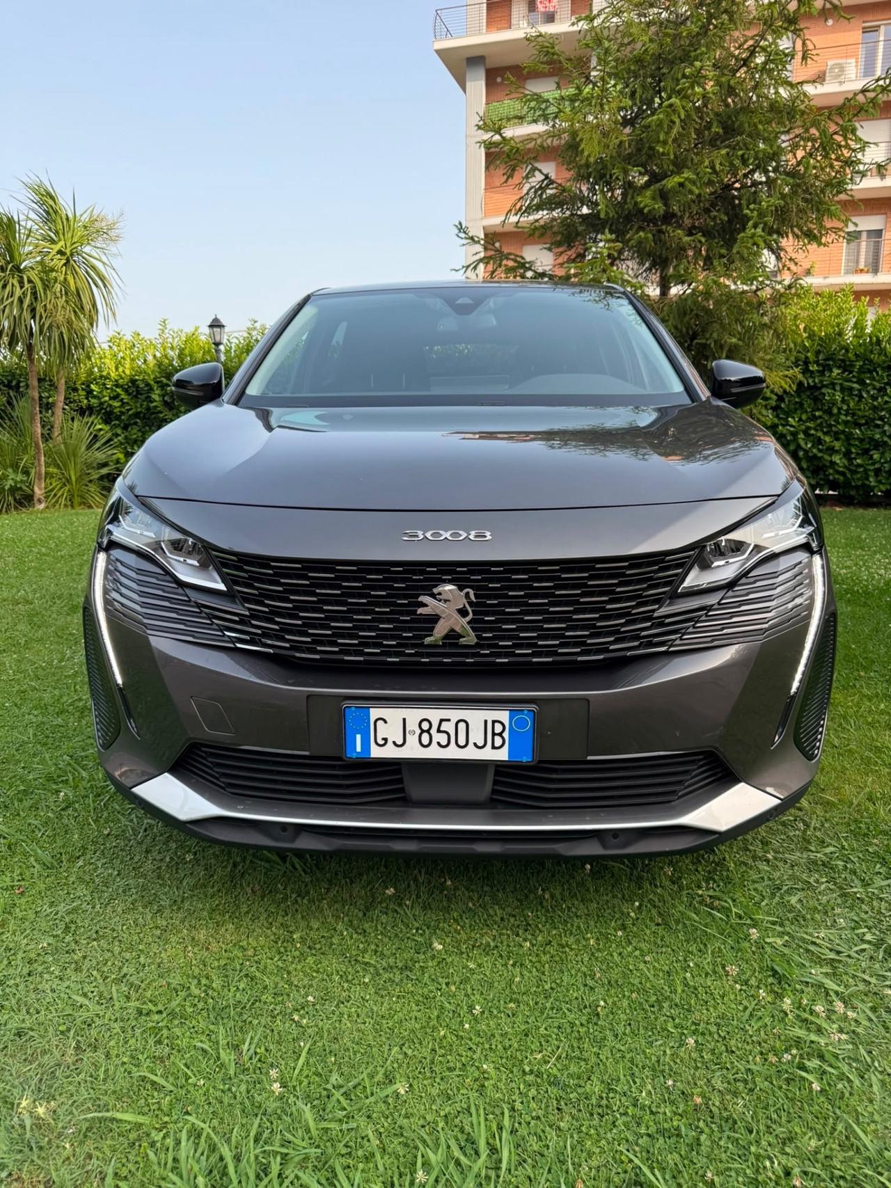 Peugeot 3008 1.5 diesel anno 2022 uni proprietario