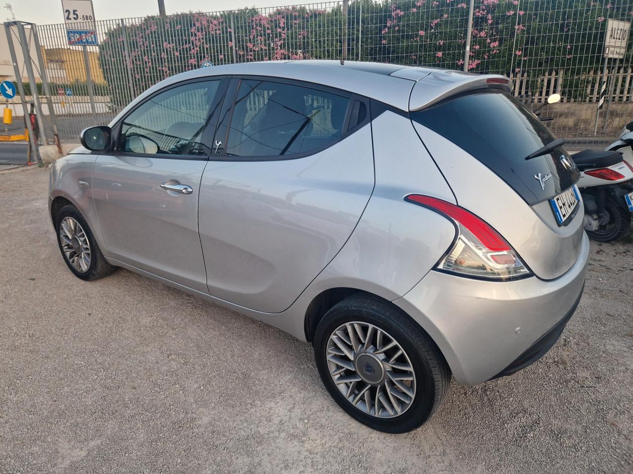 Lancia Ypsilon GPL S&S Platinum - 2011