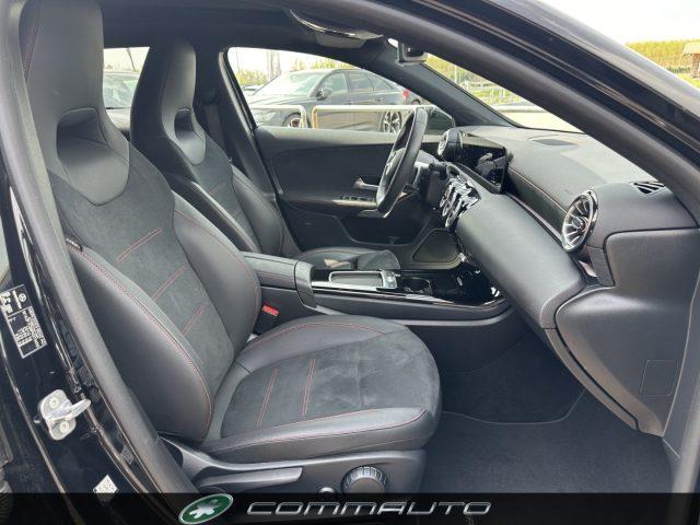 MERCEDES-BENZ A 200 d Automatic AMG Line Premium TETTO APRIBILE