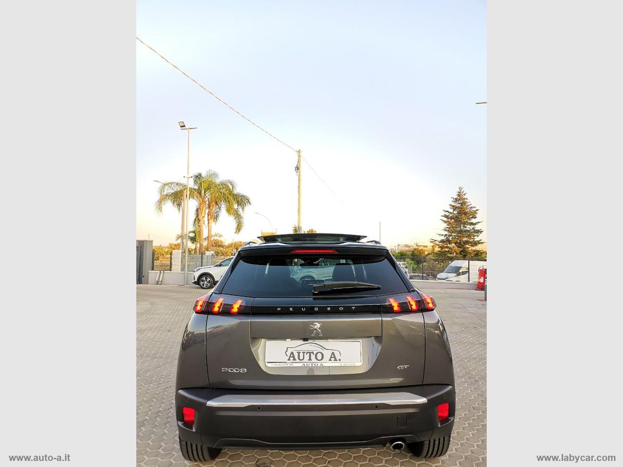 PEUGEOT 2008 BlueHDi 110 S&S GT