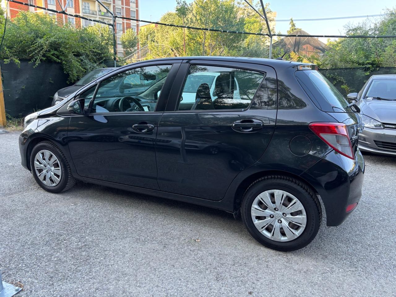 Toyota Yaris 1.0 5 porte Lounge OK NEOPATENTATI