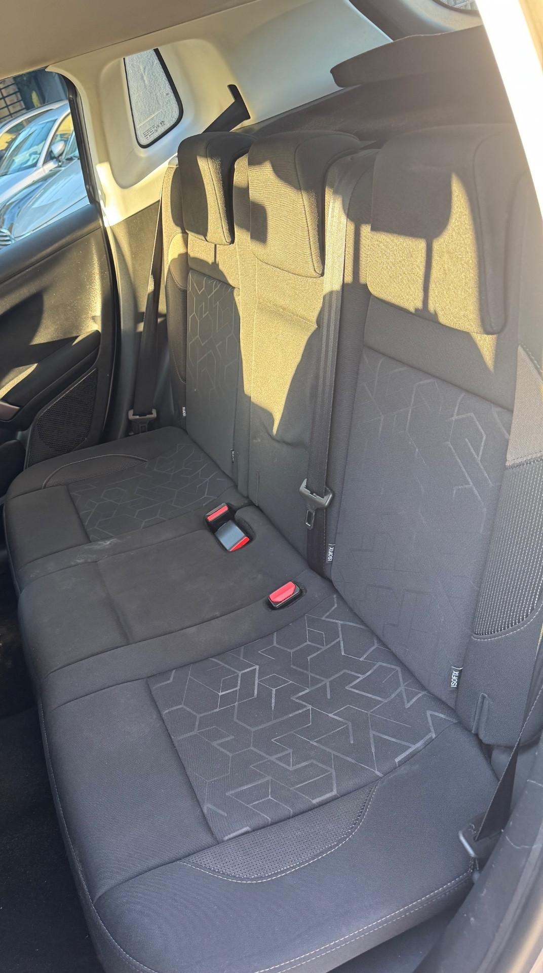 Peugeot 2008 benz euro6 1.2 82 cv