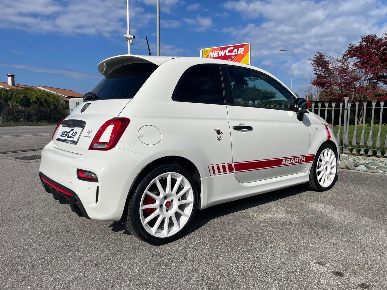 Abarth 595 1.4 Turbo T-Jet 180 CV Esseesse