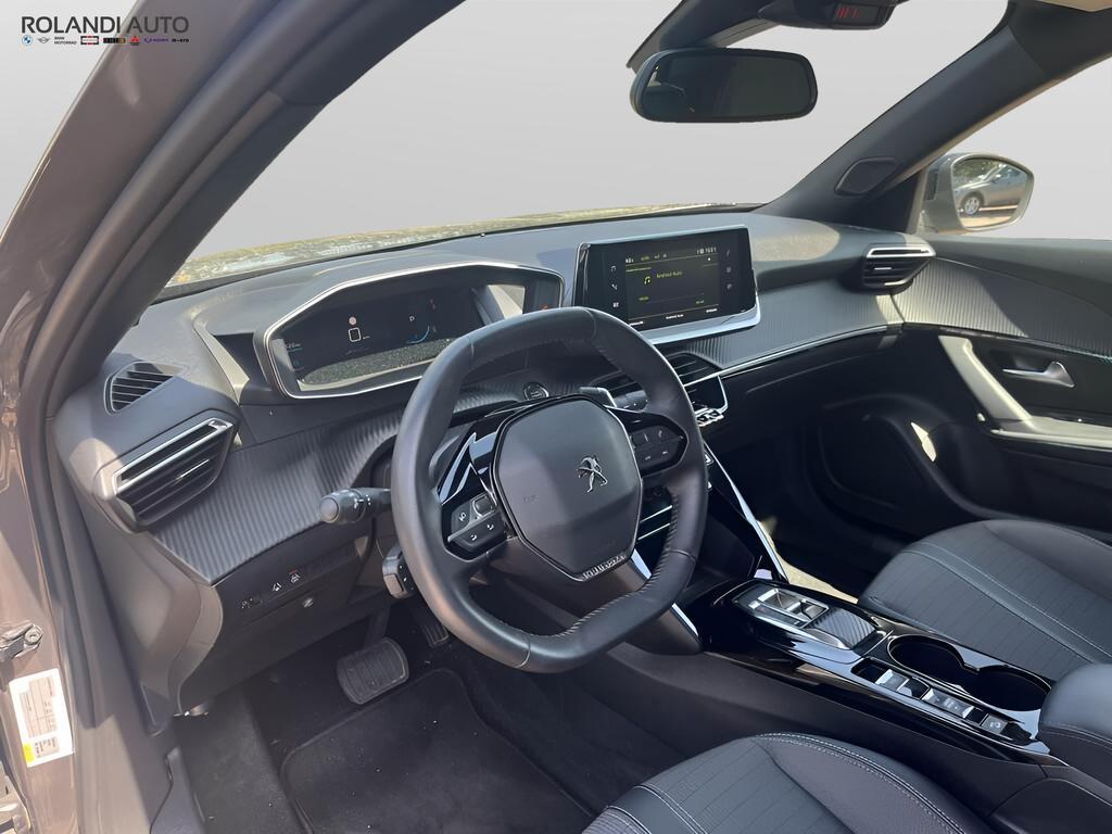 Peugeot 2008 1.2 PureTech Allure EAT