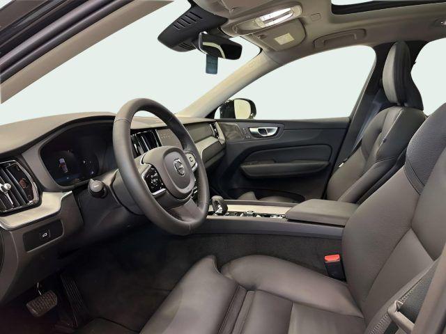 VOLVO XC60 B4 (d) aut Plus Dark N1 Tetto Panoramico Ap.