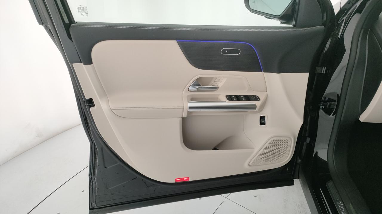 Mercedes-Benz GLA 200 d automatic