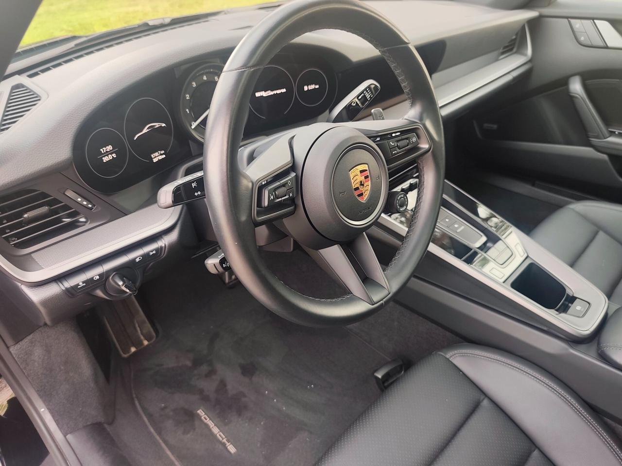 Porsche 911 Carrera