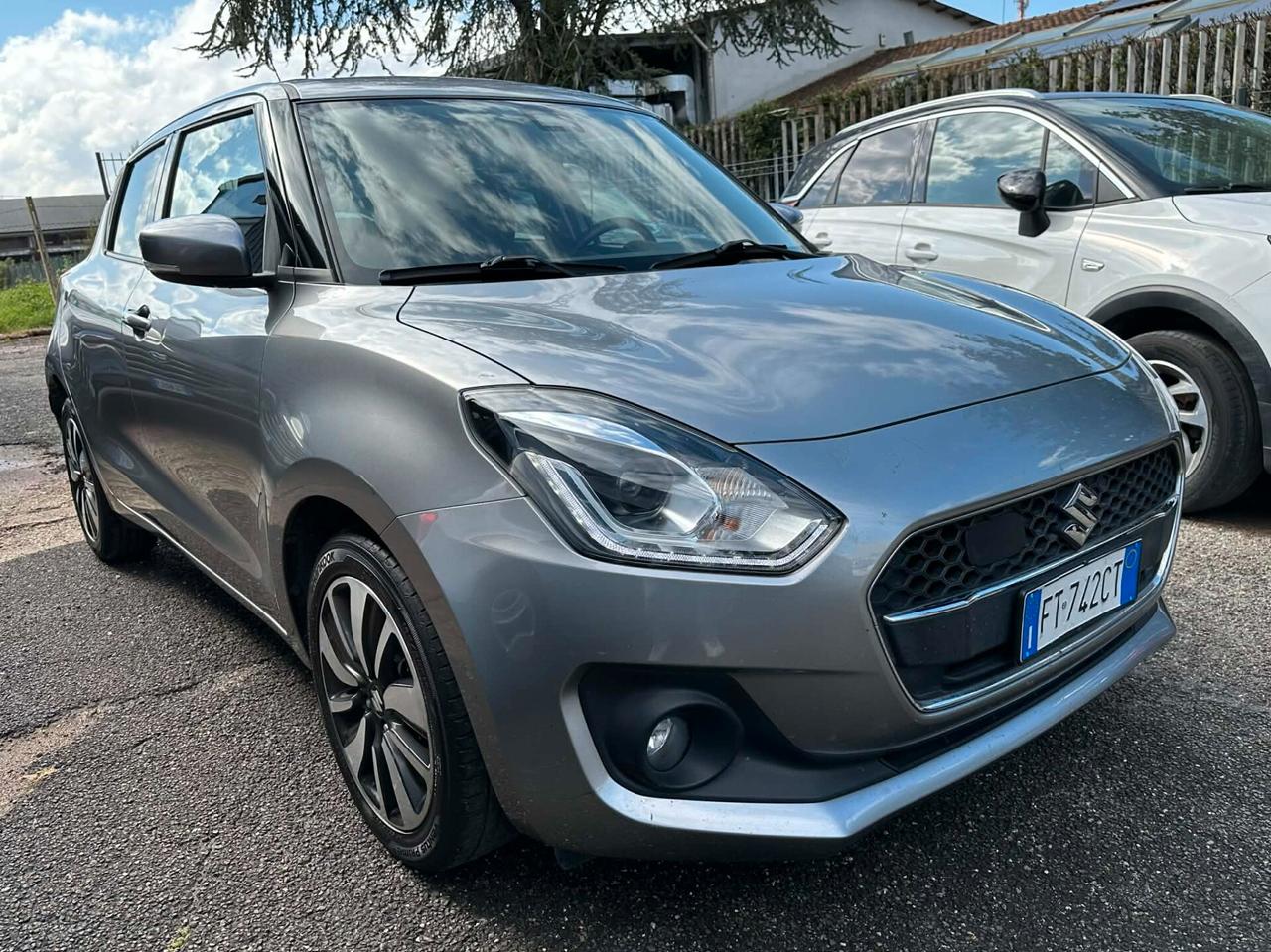 Suzuki Swift 1.2 Hybrid Top